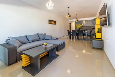 Image de 3 bedroom cozy apartment in Pula