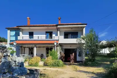 Image de Appartement confortable de 3 chambres à Barban