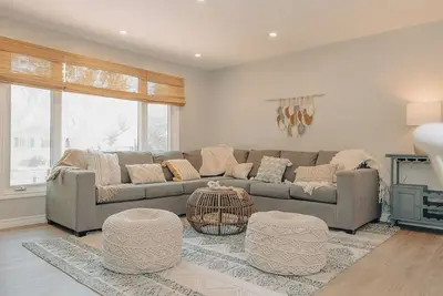 Image de Boho Hideaway w/ Hot Tub, Sauna & Games