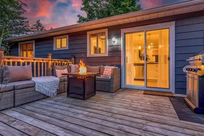 Image de Hideaway Retreat Bungalow w/ Hot Tub