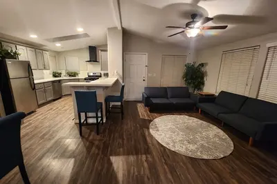 Cozy West Phoenix Getaway • Near I-10