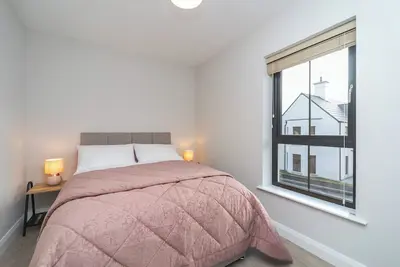 Image de Mourne Mountain Cottage with Hot Tub & Views Near Tollymore Forest Trails