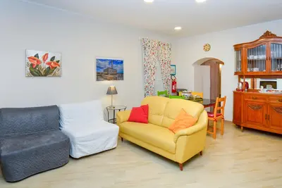 Image de Maison confortable à Augusta avec Wi-Fi