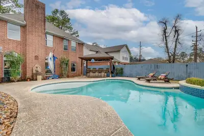 Image de Spacious, Peaceful 4br Tomball Getaway + Private Pool