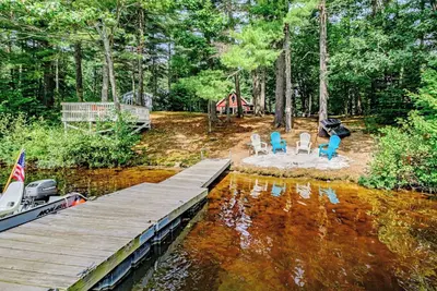 Image de Dock! Dog-Friendly Lakefront Gem in Southern Maine
