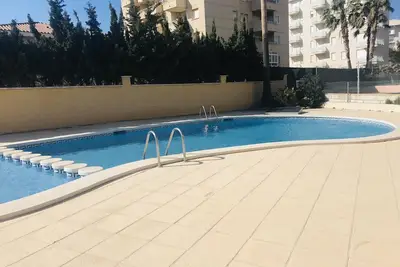Image de Appartement près de la mer avec piscine et parking