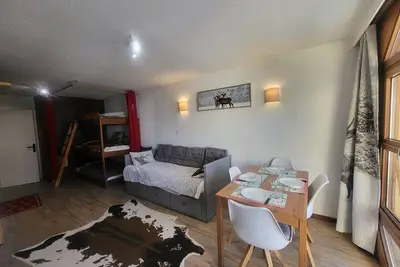 Image de Studio confortable au centre du village