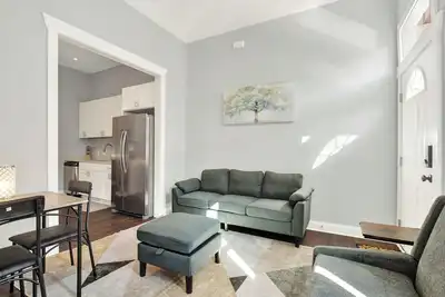 Image de \"Charming 3br Stay in the Center of Savannah | Sleeps 7+