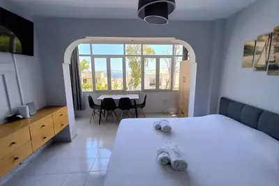 Image de Cozy 3-bedroom apartment with Ac in the heart of Thira