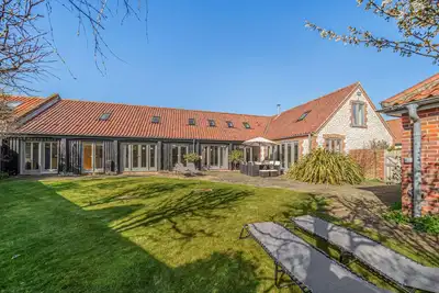 Image de The Cartshed 6 Marshland Barns - sleeps 8 guests  in 4 bedrooms