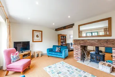 Image de 3 Links Court - sleeps 6 guests  in 3 bedrooms