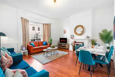 Hove Above | By My Getaways