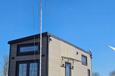 Image de Tiny House « Ingo John Vanessa » avec vue sur mer, Wi-Fi et climatisation