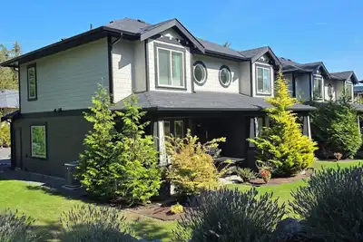 Image de Resort. Sleeps 6. 2 Bed/2 Ba, Newer Executive Townhome. Outdoor Pool and HotTub.