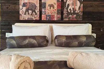 Image de Magical getaway. Over-water all-inclusive 3-brm boutique lodge on Mabul Island.