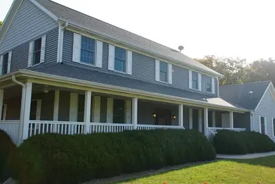 Image de Wolf's Den - Spacious 5 Bedroom, 4. 5 Bath on Beautiful Country Lot