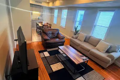 Image de Cozy Charming Convenient 3 bedroom apartment