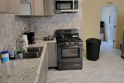 Image de Newly remodeled 3-bedroom house in delightful Harvey, near new Wind Creek casino