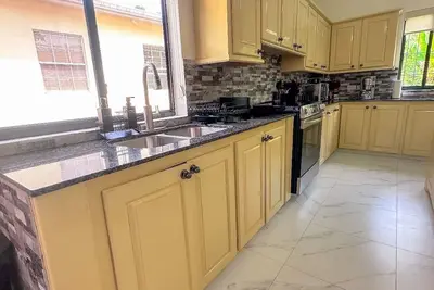 Image de En Bar Terre Villa: Experience Village Life