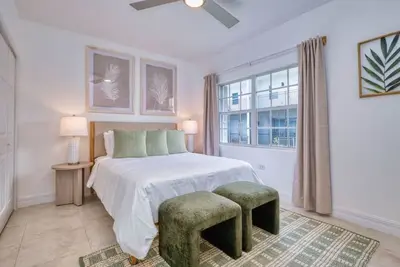 Beach Paradise 1 Bedroom with & pull out sofa