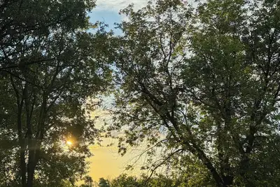 Image de Pinecone Acres- New Waterfront Fully Restored Farmhouse with Luxury Finishes