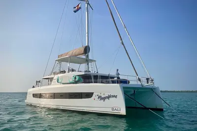 Image de Belize All Inclusive Luxury Sailing Vacation on “Magnificent”