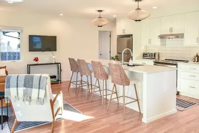 The Nw Haven - Newly remodelled 2bd/2ba