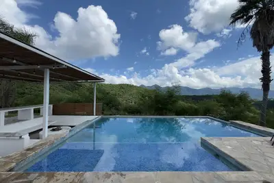 Image de Quinta en Santiago con alberca y vistas