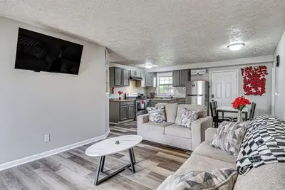 Image de 4 Mi to the Speedway: Peaceful & Snug Home w/ Yard