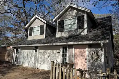 Image de Pink Door House