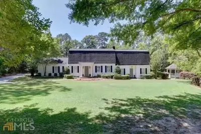 Image de Brand New 1-bedroom studio just 10 minutes to Gsu with Kitchenette