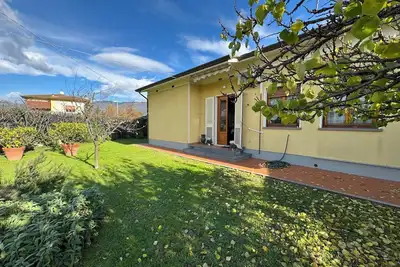 Image de Villa à Lammari avec 3 chambres à coucher, 5 couchages