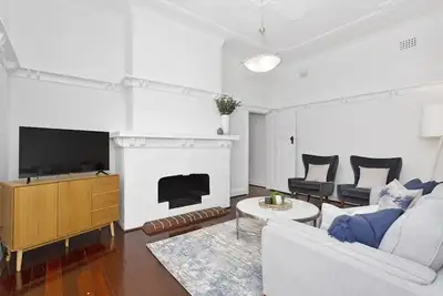 Image de Maison jumelée élégante de 2 chambres