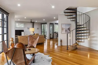 Image de Élégant appartement de 3 chambres avec barbecue et four à pizza extérieur