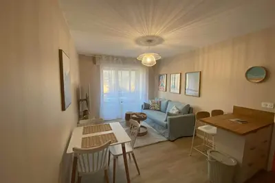 Image de La parenthèse bleue, loggia et parking