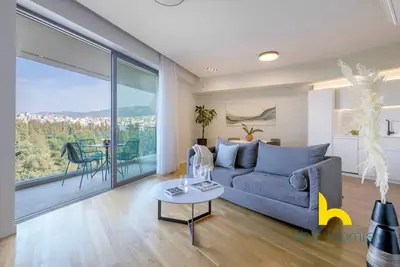 Image de 25% - Pnytagora4-1 · Urban Apt with Stunning Acropolis View & Roofdeck