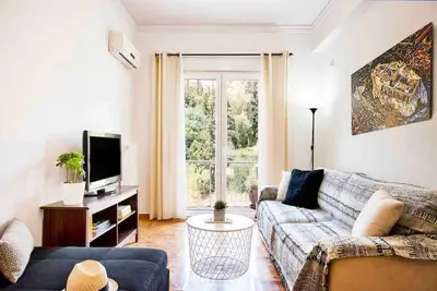 Image de Hms - Belles23 · Acropolis Hillside Escape, Sea & Nature Views