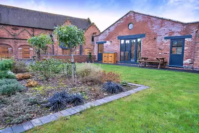 Image de Courtyard View at Longford
