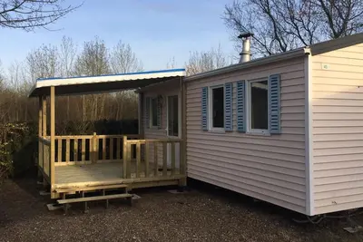 Image de Mobil-home confortable avec terrasse