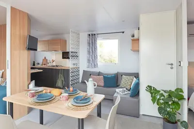 Image de Mobil-home avec Terrasse - 2 Chambres pour 4 personnes, Cuisine équipée