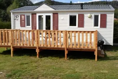 Image de Mobil-home 6 personnes avec terrasse à La Chapelle-devant-Bruyères