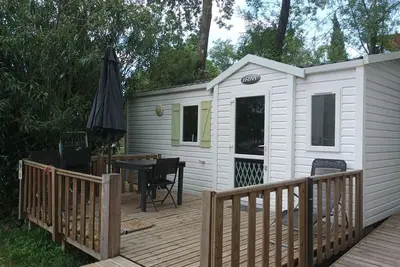 Image de Mobil-home 3 pièces avec terrasse à Roquebrune-sur-Argens