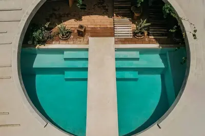 Image de Condé Nast Top 35 Rental w/Stunning Private Pool, Starlink