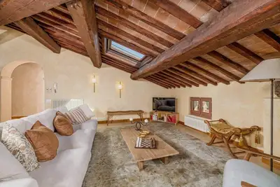 Image de Luna: Charming Top-Floor Apartment under the Stars