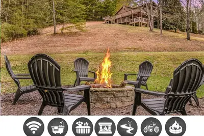 Image de New! Tennessee Risky 3-Bedroom Cabin
