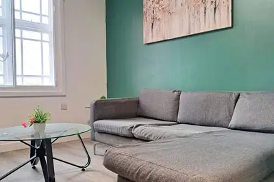 Image de Practical & Affordable 2 Br Flat in City Centre