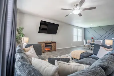 Image de Sleeps 13+ - 5br/2. 5ba - Pool Table + Fire Pit