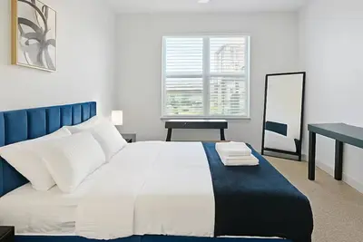 Image de Comfy 1br w/ Pool/Hot Tub/Gym/ Free Parking+ Wi-fi