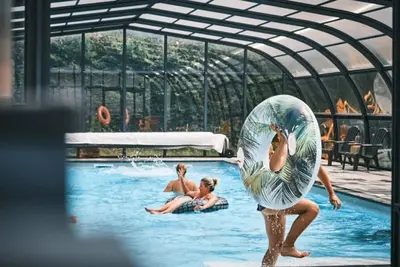 Image de ZEcamping 4 étoiles animé piscine couverte mobil-home Tv 29m2