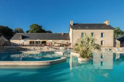 Image de Camping 5 étoiles - Parc aquatique - ccbc0gd